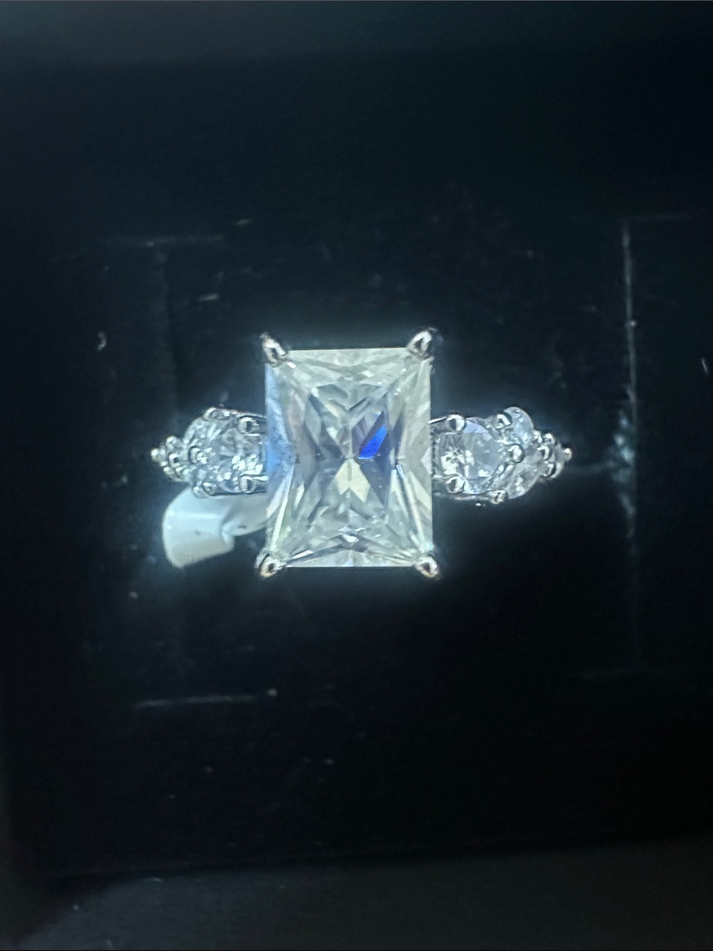2.0CT Moissanite Ring